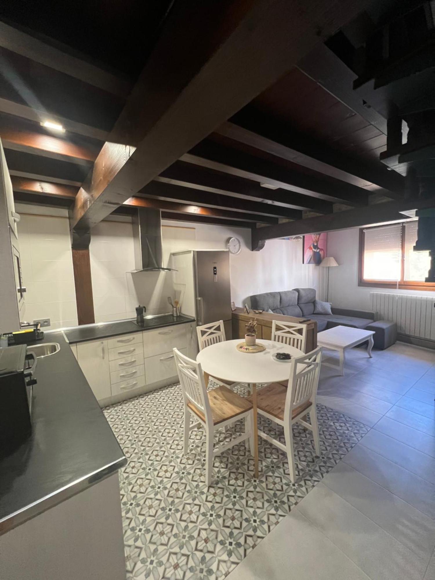 Apartamento Duplex En Sangueesa De 3 Dormitorios Y 2 Banos Zewnętrze zdjęcie